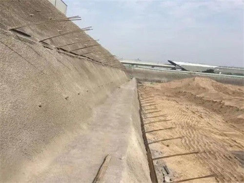 湄潭河道边坡加固